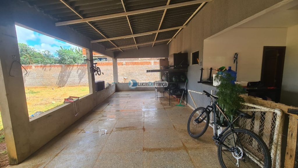 Casa com ampla área de 1.800 m no Condomínio Núcleo Rural Sarandi (4)