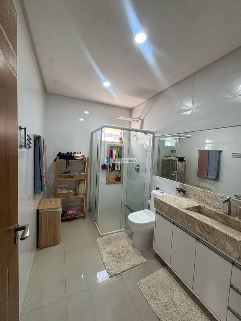 Casa de Alto Padrão à Venda no Condomínio Alto da Boa Vista (11)