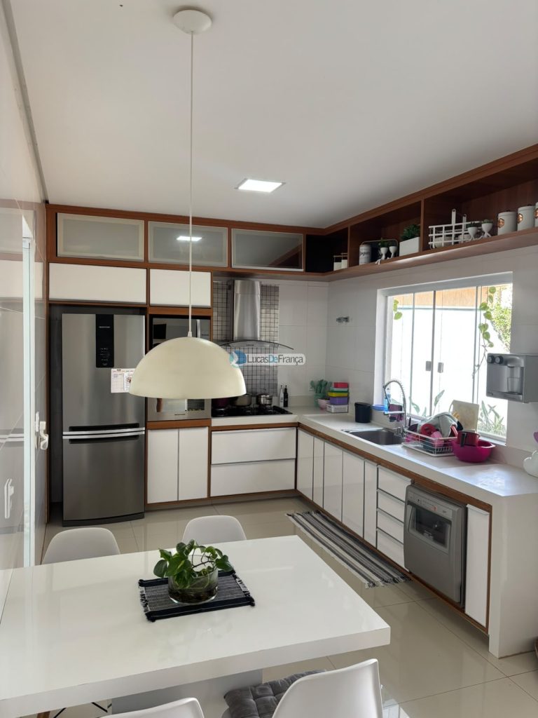 Casa de Alto Padrão à Venda no Condomínio Alto da Boa Vista (13)