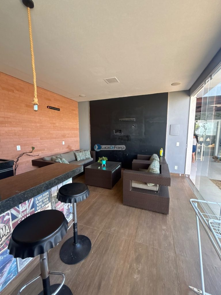 Casa de Alto Padrão à Venda no Condomínio Alto da Boa Vista (8)