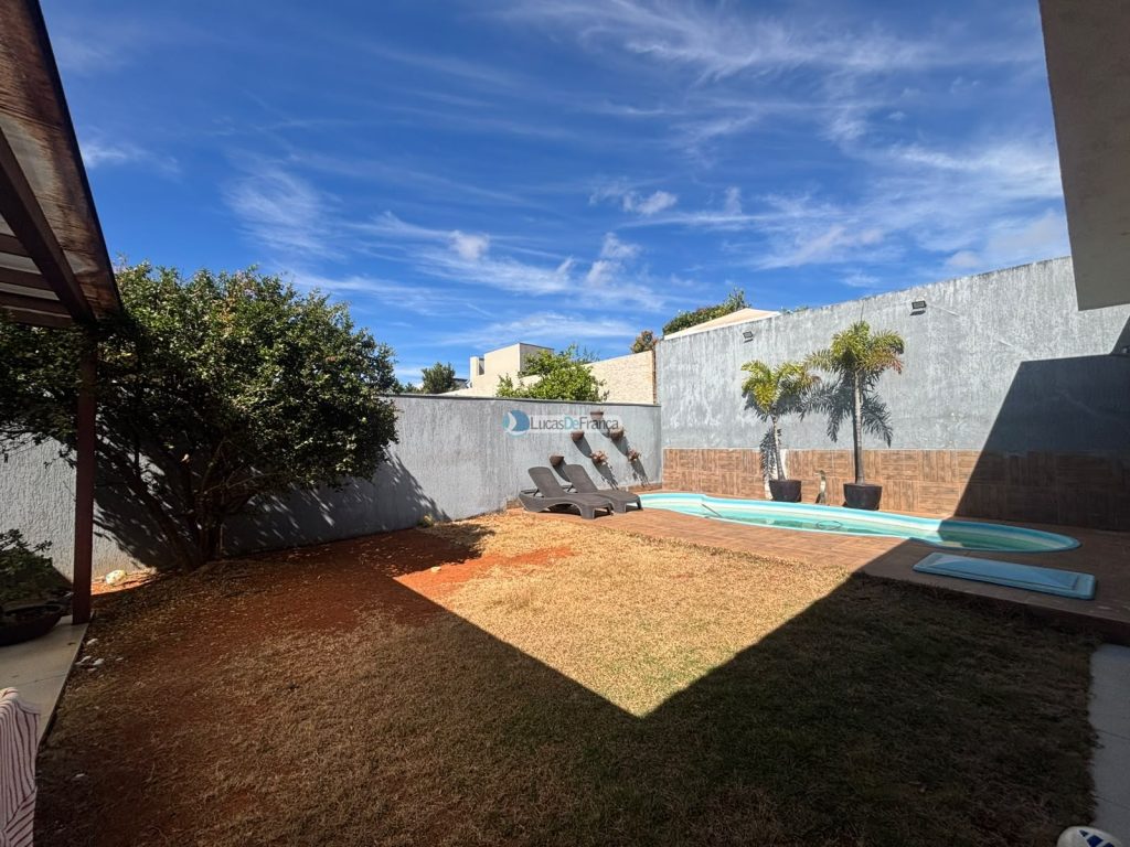 Casa de Alto Padrão à Venda no Condomínio Alto da Boa Vista (9)