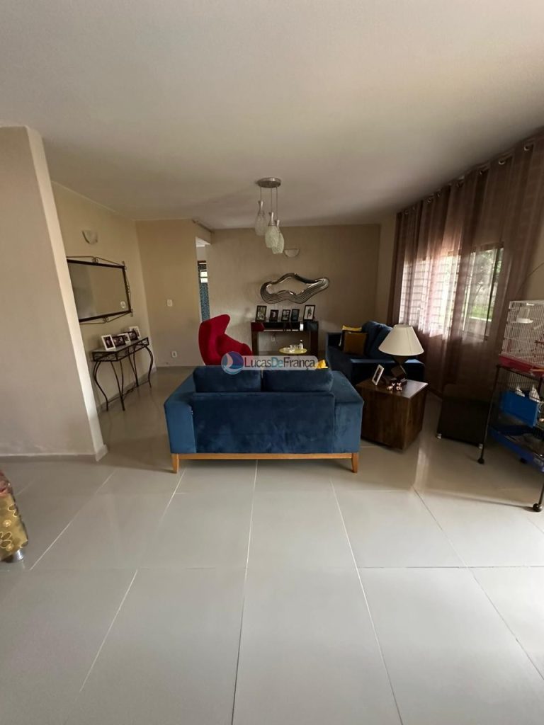 casa no condomínio Serra Azul Sobradinho. (21)