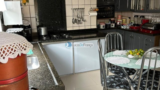 Casa no condomínio Serra Azul Sobradinho.