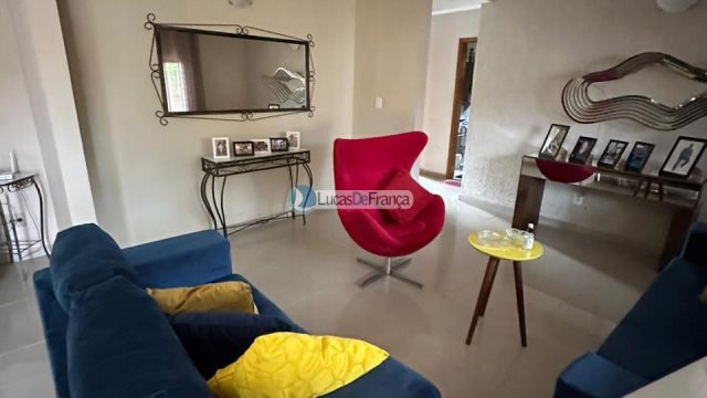 Casa no condomínio Serra Azul Sobradinho.