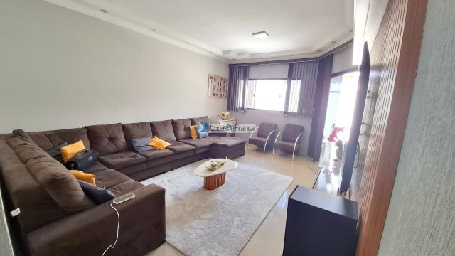 EXCELENTE CASA NA LAJE — ESTÂNCIA 1