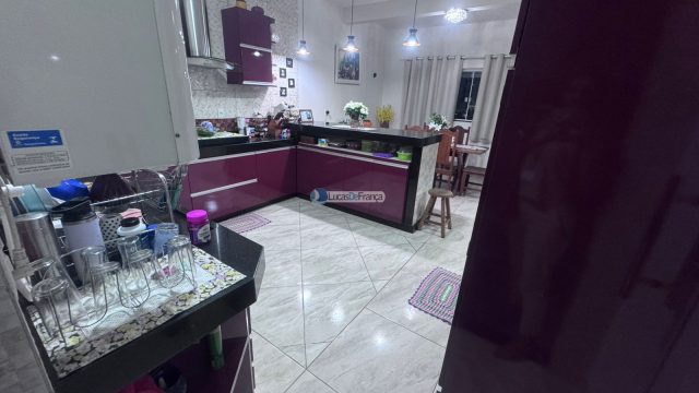 Sobrado na quadra 19 do Buritis IV