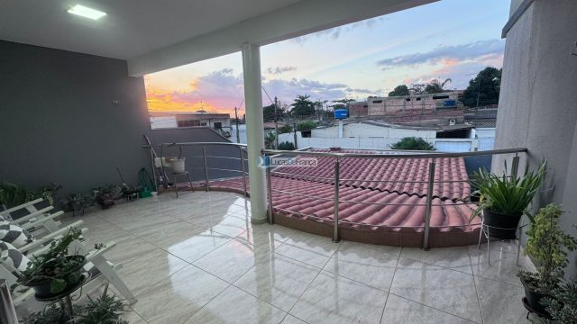 Sobrado na quadra 19 do Buritis IV