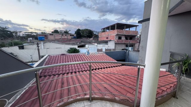 Sobrado na quadra 19 do Buritis IV