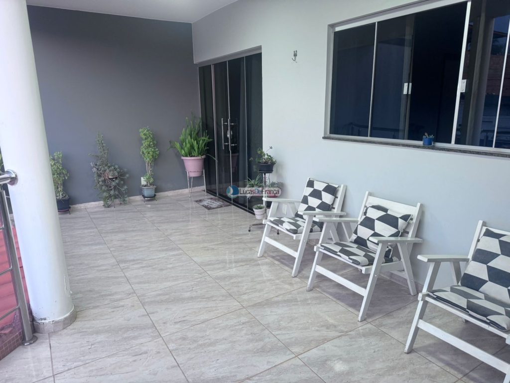 sobrado na quadra 19 do Buritis IV (31)