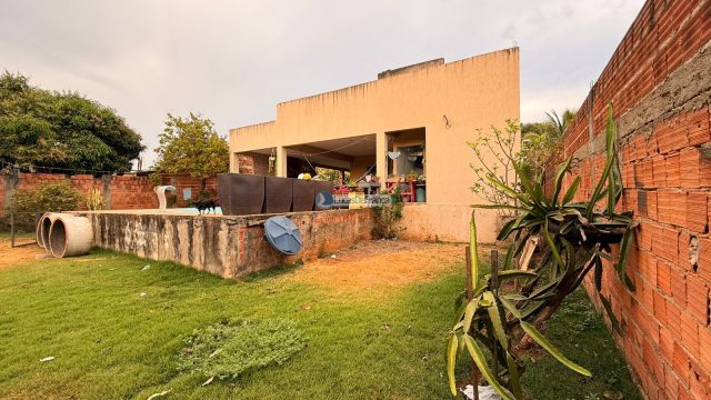 Casa no Condomínio Jardim do Oriente – DF-130, Planaltina-DF