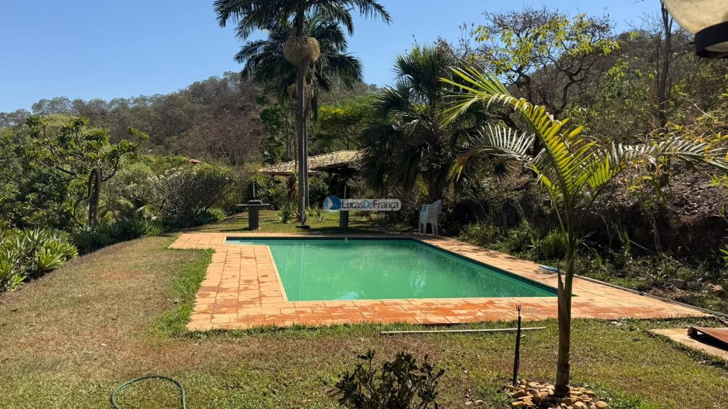 CHÁCARA EM PLANALTINA-DF (1)