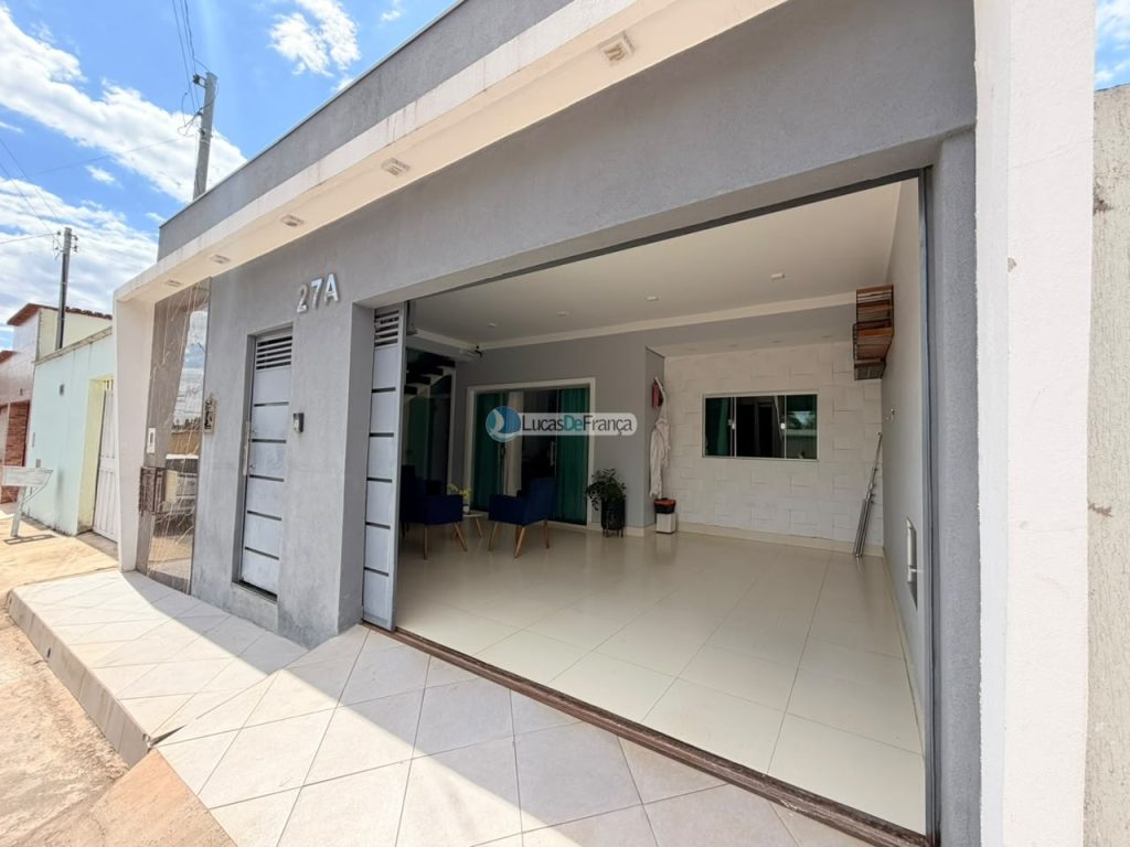 sobrado no Arapongas próximo à padaria Mil Delícias (4)