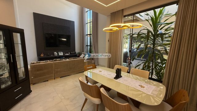 CASA DE ALTO PADRÃO BURITIS IV – PLANALTINA-DF