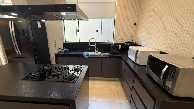 CASA DE ALTO PADRÃO BURITIS IV – PLANALTINA-DF