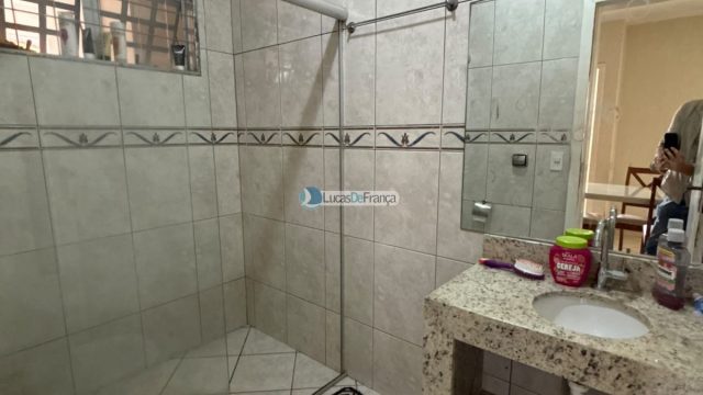 Casa de Laje e piscina – Arapoangas