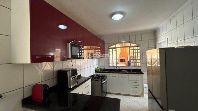 Casa de Laje e piscina – Arapoangas