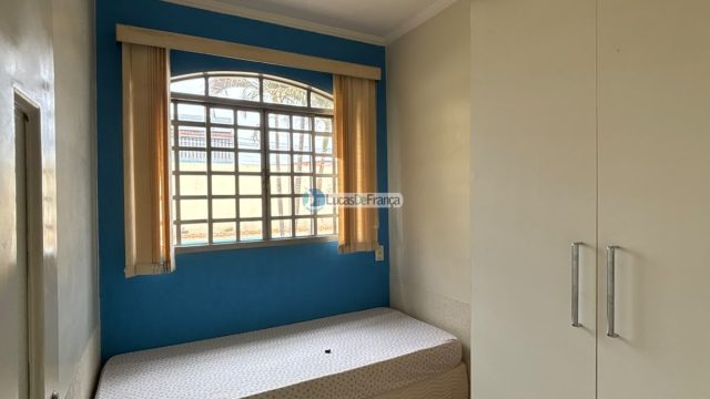 Casa de Laje e piscina – Arapoangas