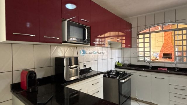 Casa de Laje e piscina – Arapoangas