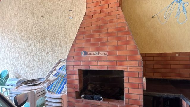 Casa de Laje e piscina – Arapoangas