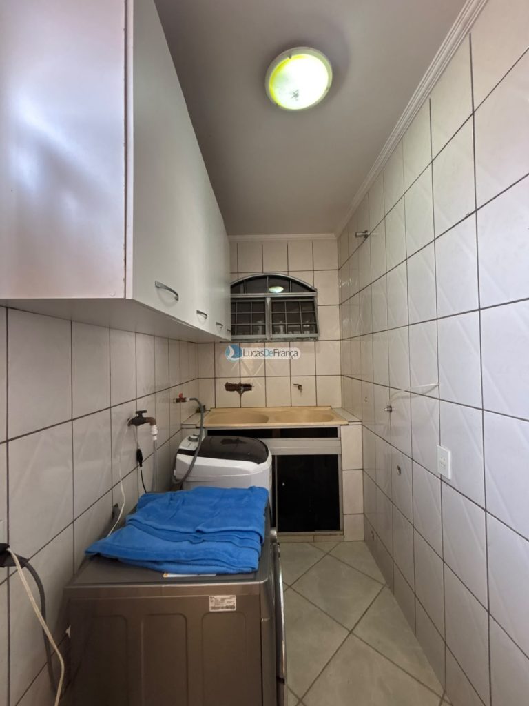 Casa de Laje e piscina - Arapoangas (2)