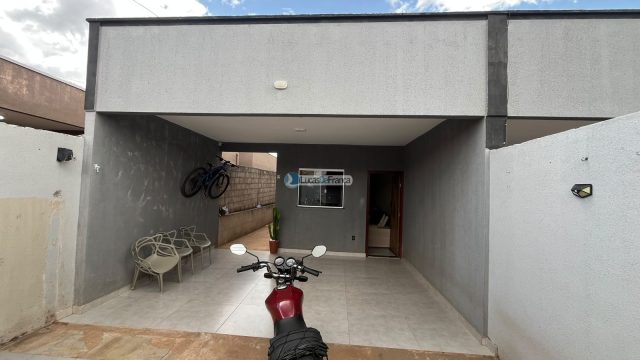 CASA EM PLANALTINA DE GOIÁS SUL