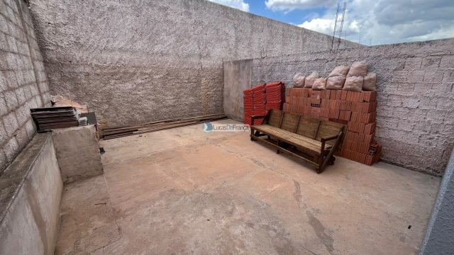 CASA EM PLANALTINA DE GOIÁS SUL