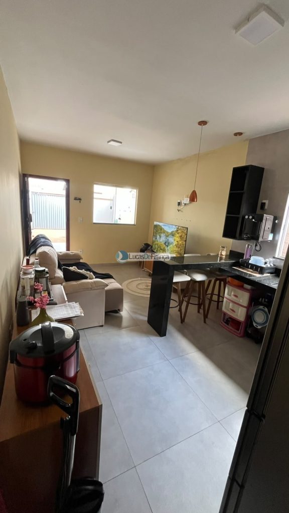CASA EM PLANALTINA DE GOIÁS SUL (18)