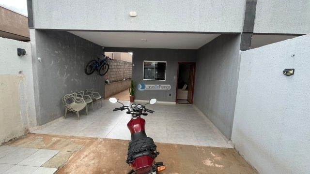 CASA EM PLANALTINA DE GOIÁS SUL