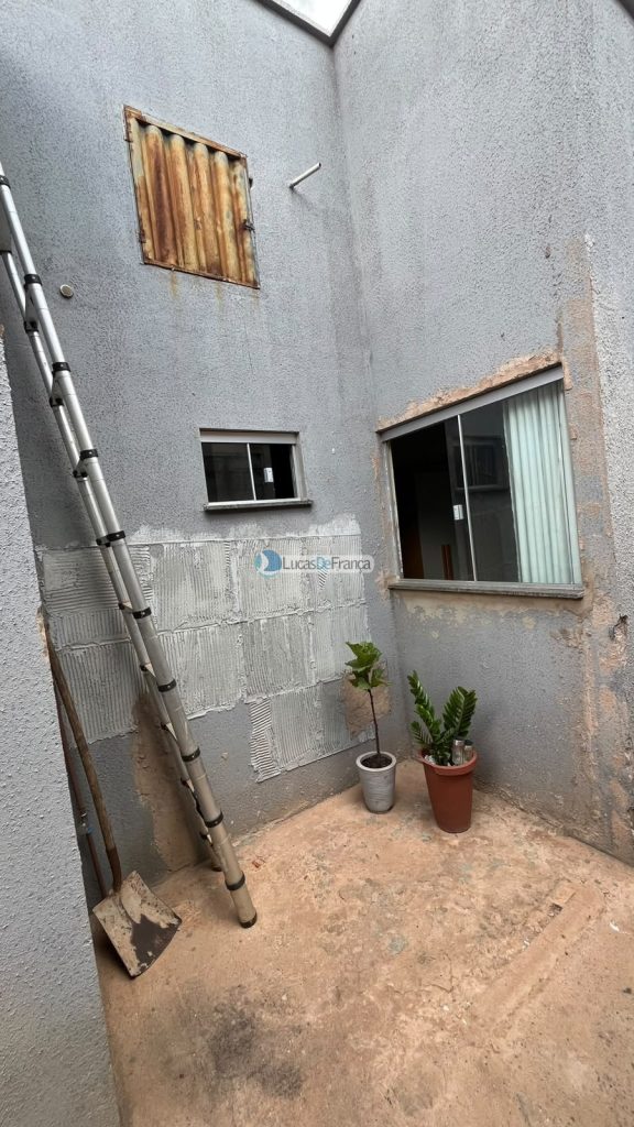 CASA EM PLANALTINA DE GOIÁS SUL (6)