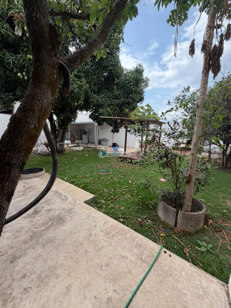 casa na quadra 16 do Arapongas (2)