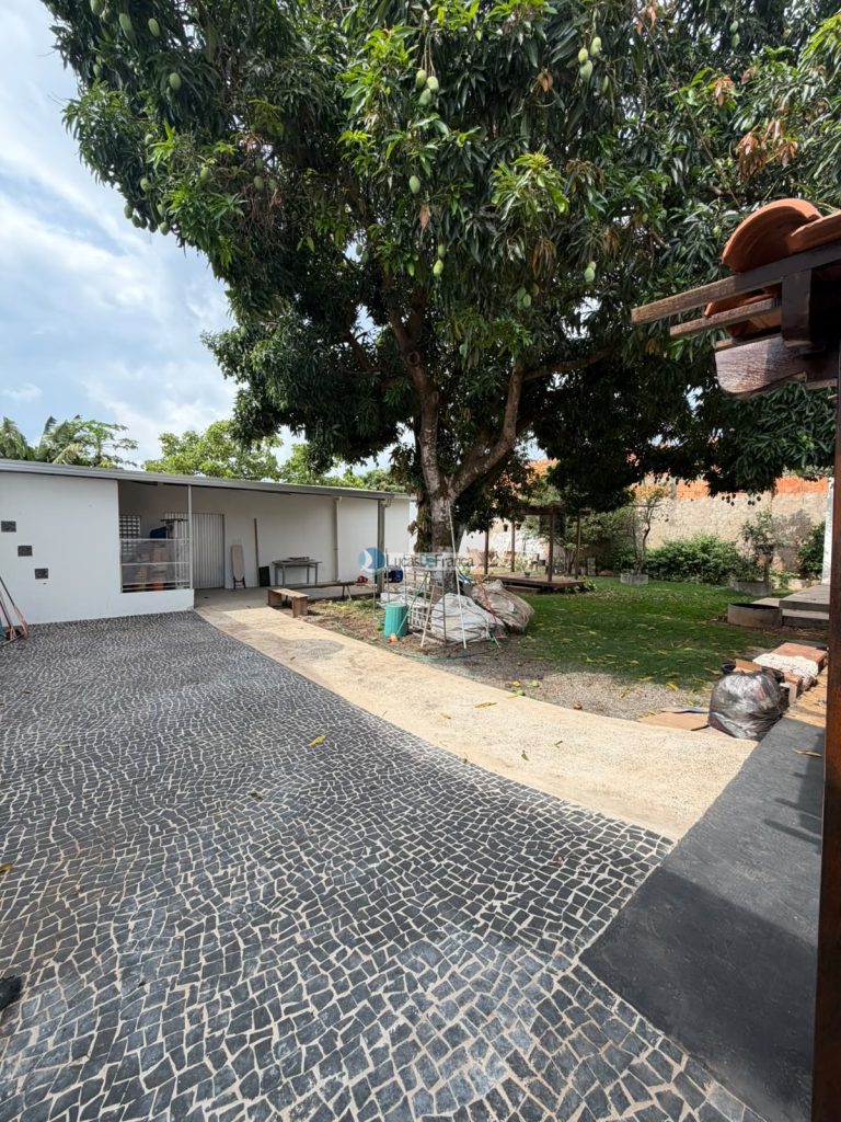 casa na quadra 16 do Arapongas (21)
