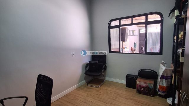 Excelente casa na Quadra 2 da Vila Buritis!