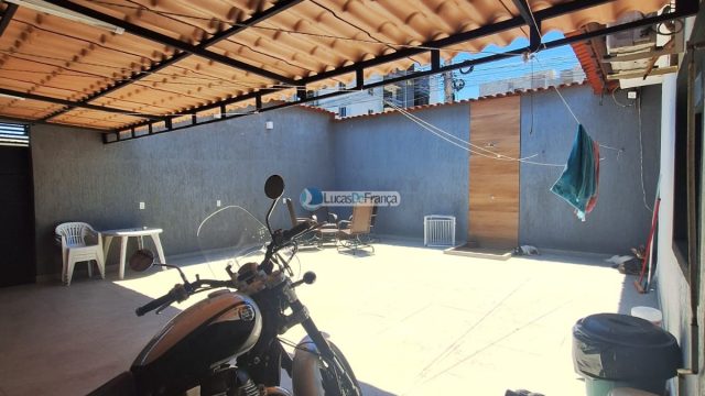 Excelente casa na Quadra 2 da Vila Buritis!