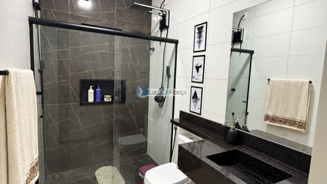 CASA PADRÃO MODERNO ESTRUTURA PARA SEGUNDO PAVIMENTO