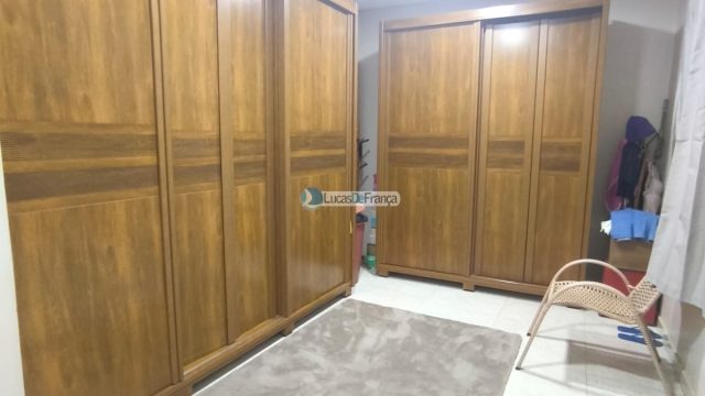 EXCELENTE SOBRADO À VENDA – SETOR TRADICIONAL, GOMES RABELO!