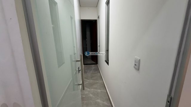 Sobrado na quadra 11 do Arapongas